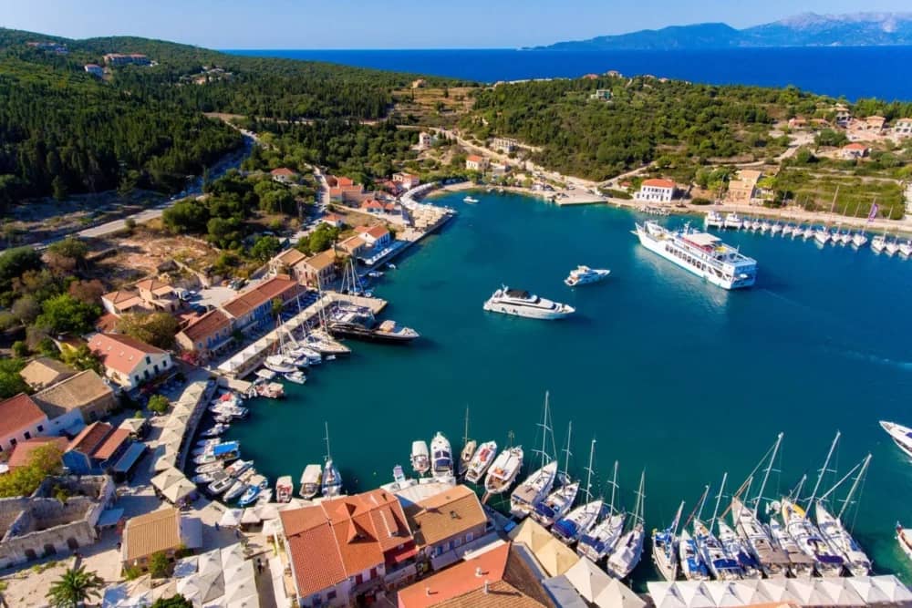 Airport-to-Fiscardo-1000×667